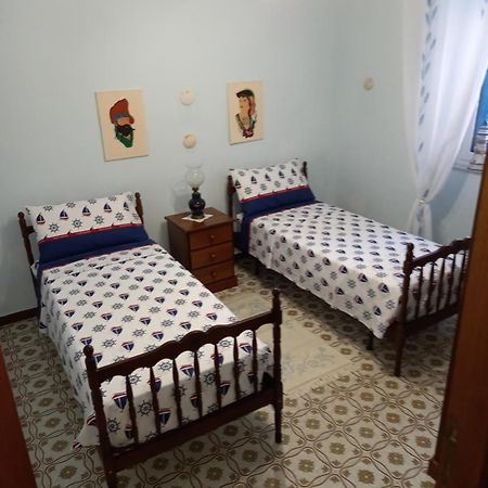 הוילה SantʼAntìoco Casa Blu Oltremare מראה חיצוני תמונה