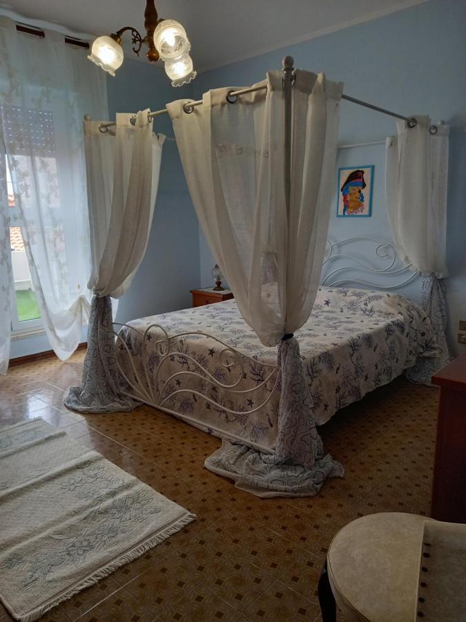 הוילה SantʼAntìoco Casa Blu Oltremare מראה חיצוני תמונה