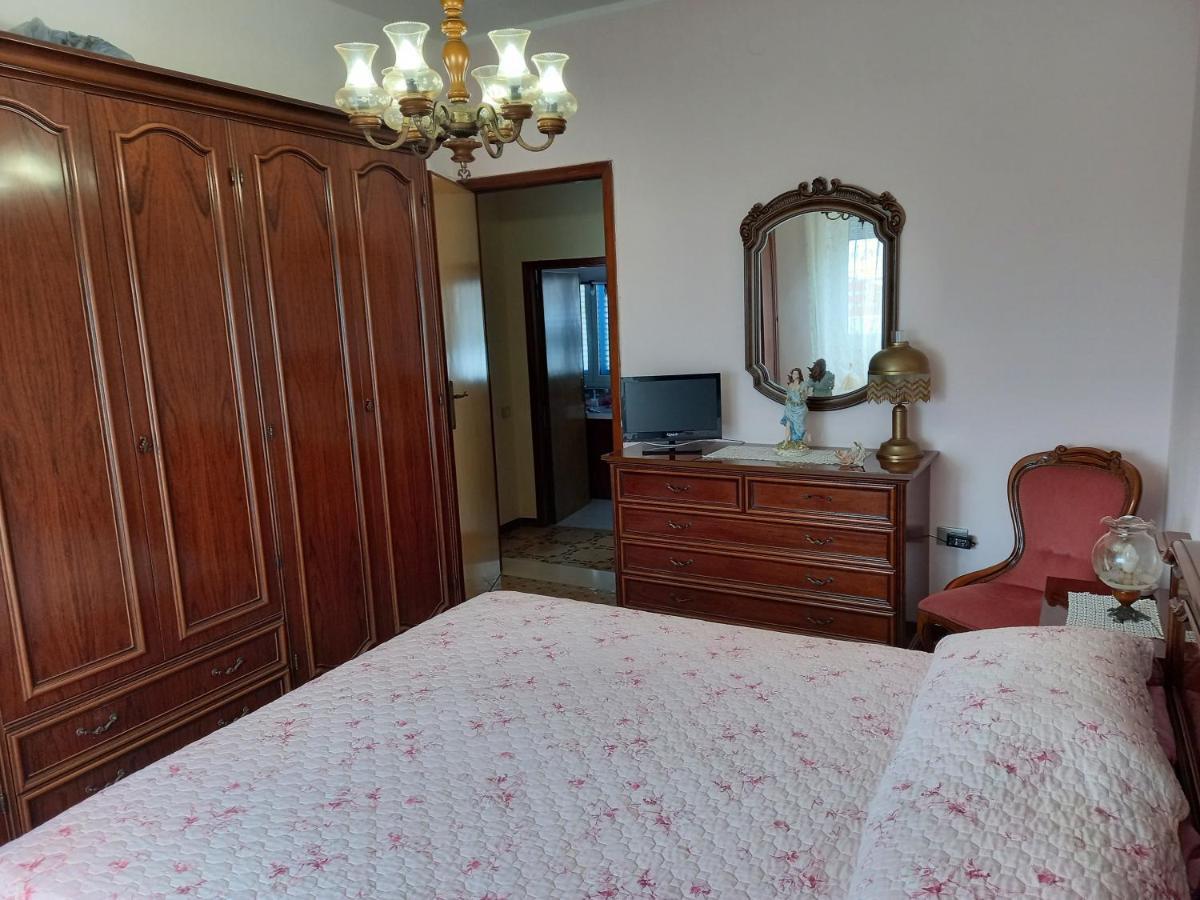 הוילה SantʼAntìoco Casa Blu Oltremare מראה חיצוני תמונה