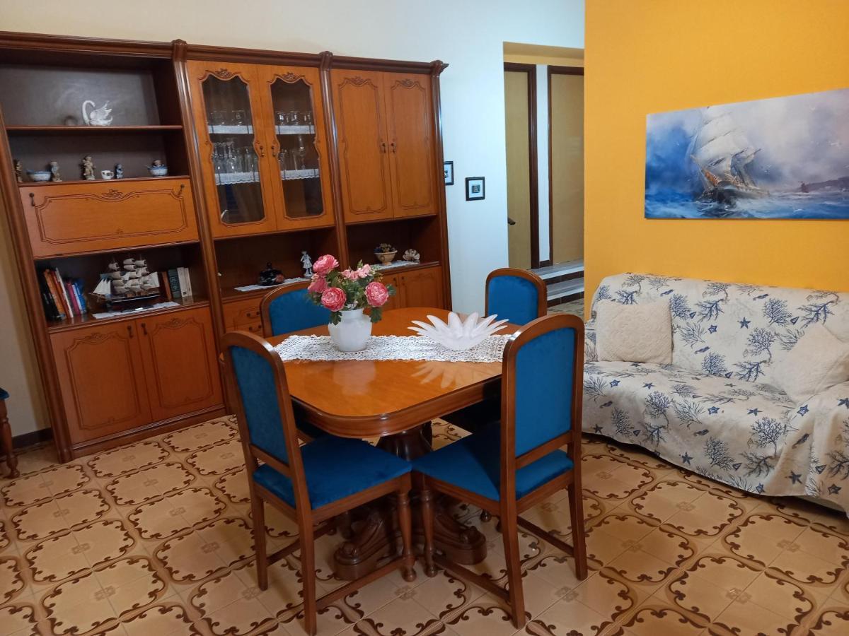 הוילה SantʼAntìoco Casa Blu Oltremare מראה חיצוני תמונה